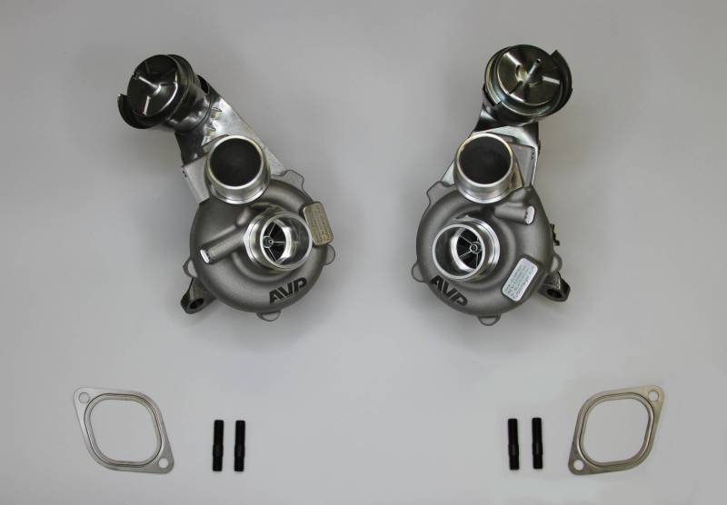 Does this kit include both left and right turbo assemblies?