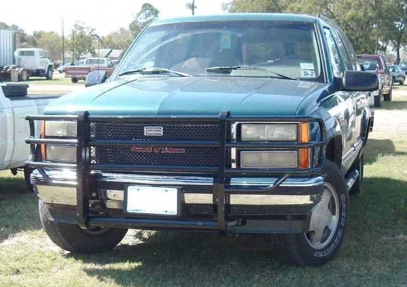 Ranch Hand Legend Grille Guard, Chevy/GMC (1988-98)1500, 2500, 3500, & (92-99)Suburban/Tahoe/Blazer/Yukon/Jimmy Questions & Answers